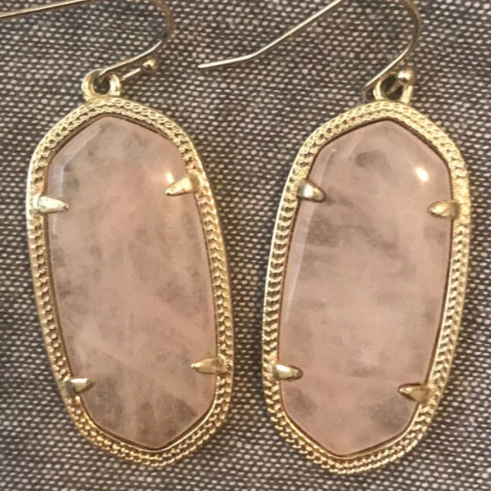 Rose quartz signature Kendra Scott earrings!